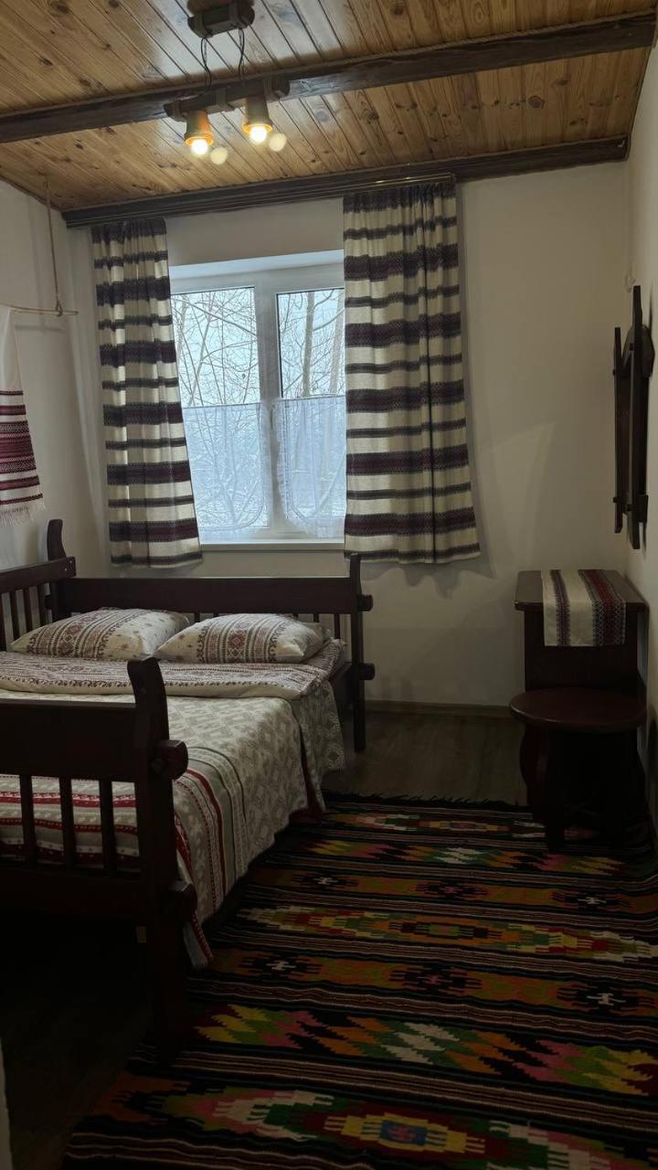 Ukrainochka Hotel Slavske Exterior photo